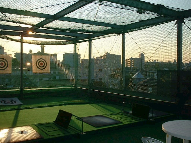 アルコム東山 屋上ゴルフ練習場付き
