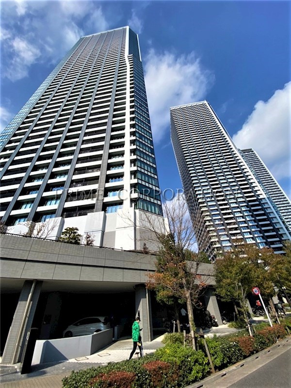 DEUX TOURS CANAL&SPA EAST 外観