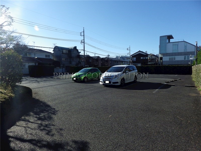コーナスフロリダ 駐車場
