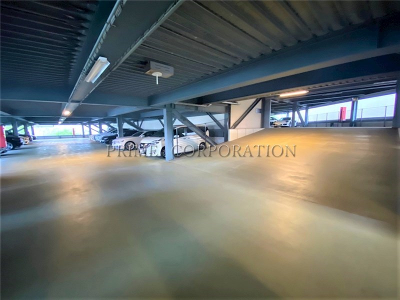 THE TOYOSU TOWER 駐車場