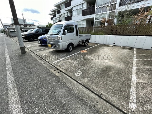 砧くらすたーふらっと 駐車場