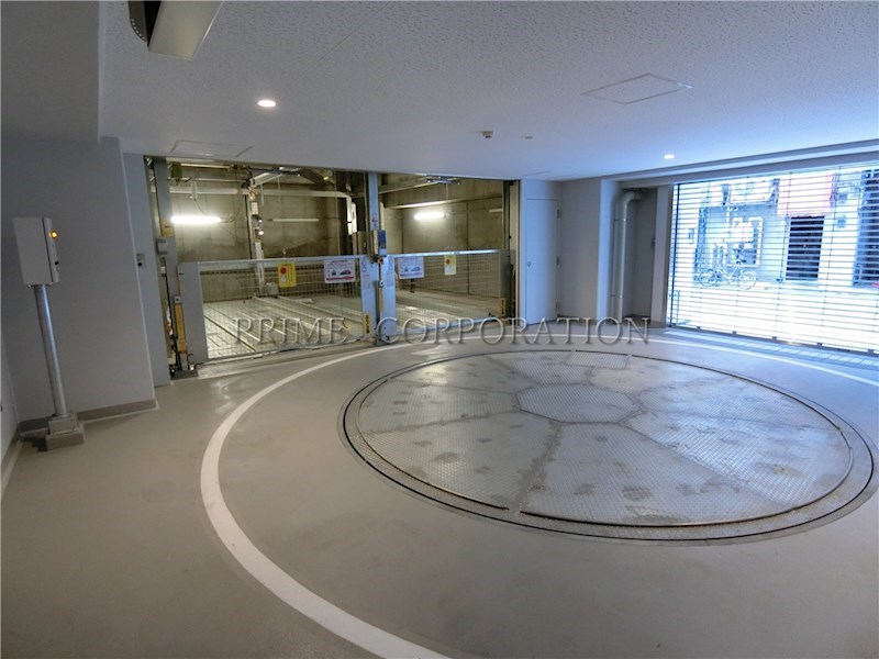 ミレアコート銀座プレミア 駐車場