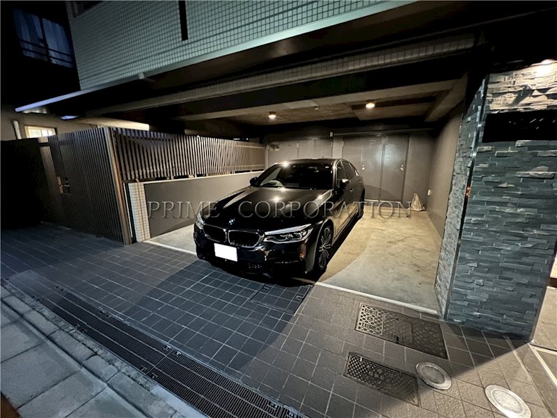 アーバンベルデ高輪 駐車場