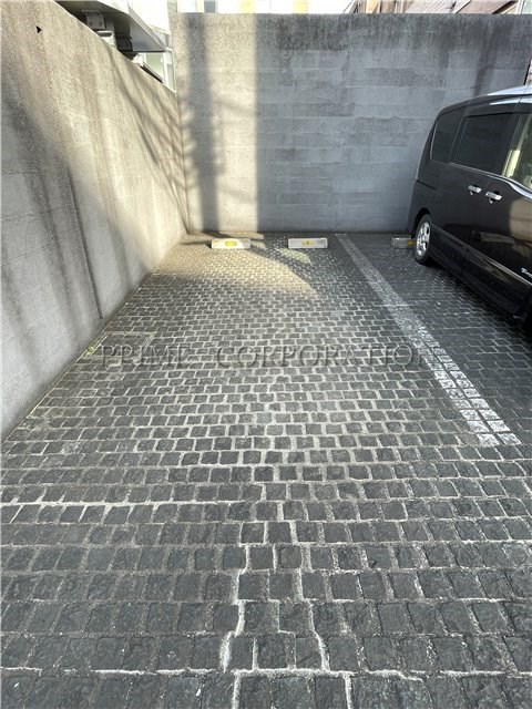 il cielo la foresta  駐車場