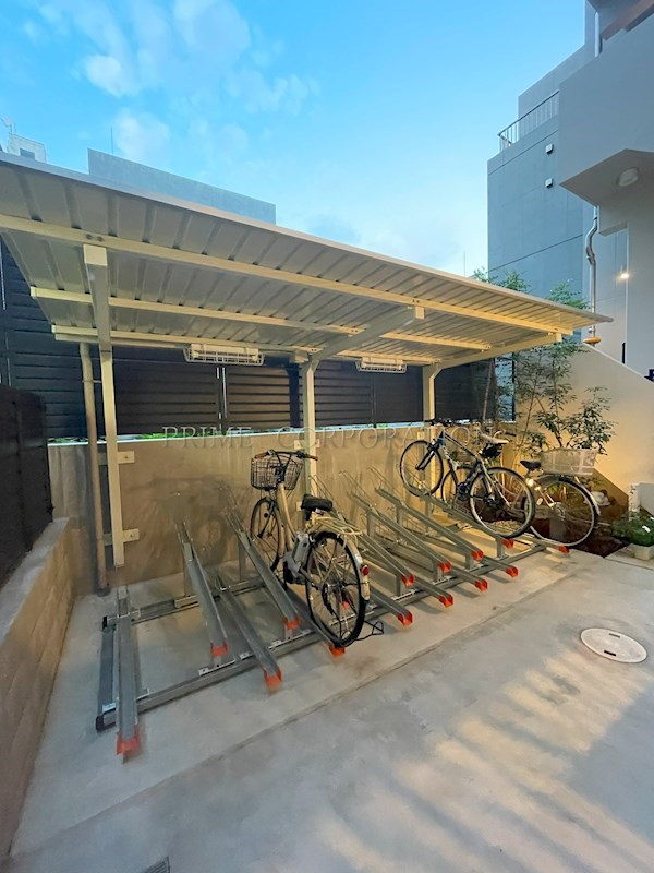 エンテヴィレ南麻布 駐車場