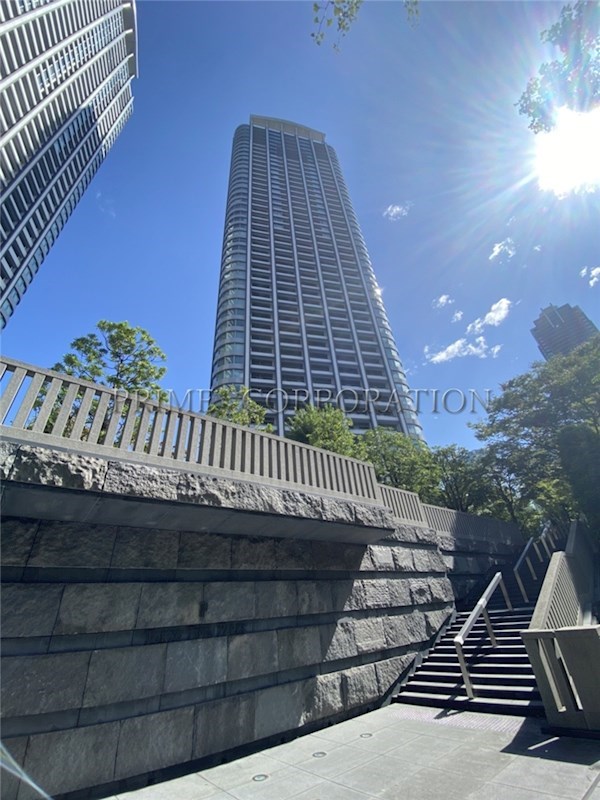 東京ツインパークスライトウイング 外観