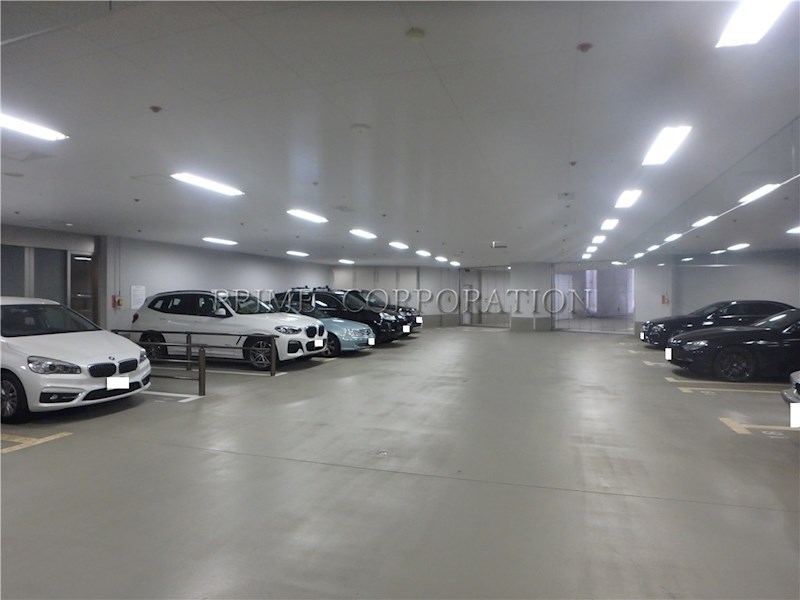 キャピタルマークタワー 駐車場