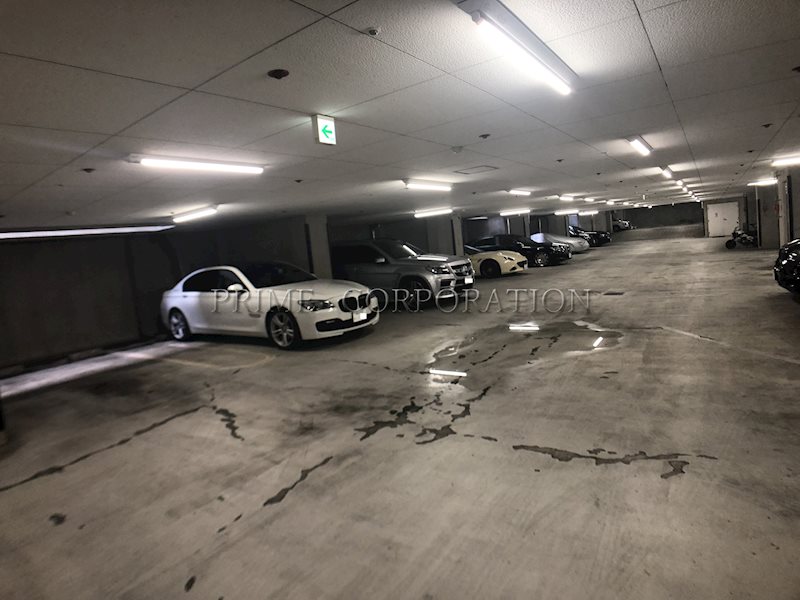 ヒューリック目黒三田 駐車場