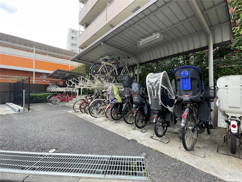 カスタリア目白  その他