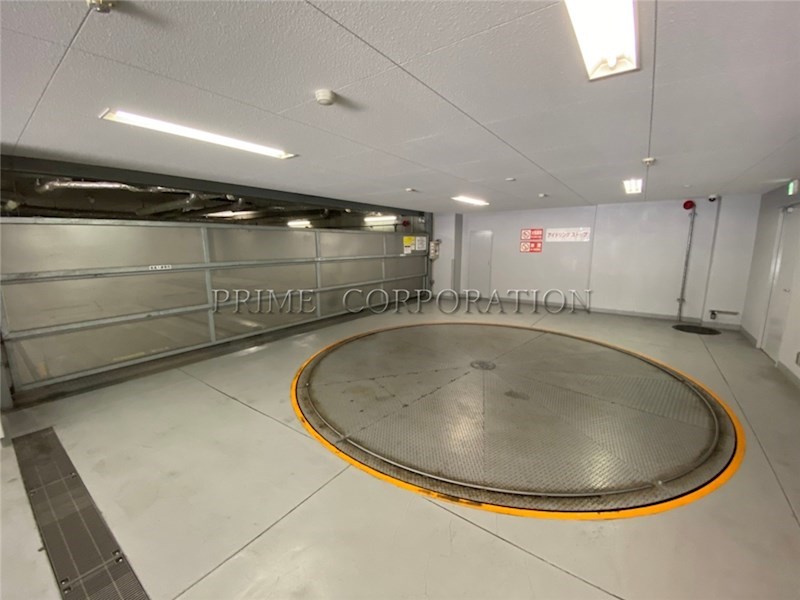 HF銀座レジデンスEAST 駐車場