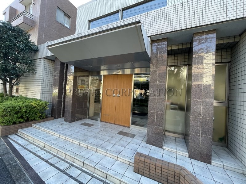 ヒルズ調布グランファースト エントランス