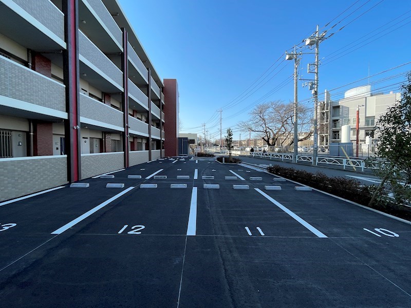 フェリシア宮崎台 駐車場