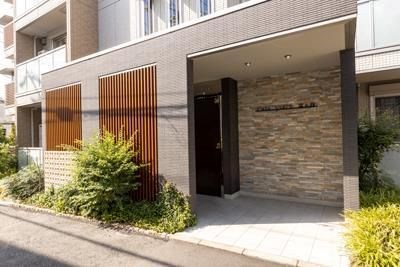 カーサヴェルデ富ヶ谷 エントランス