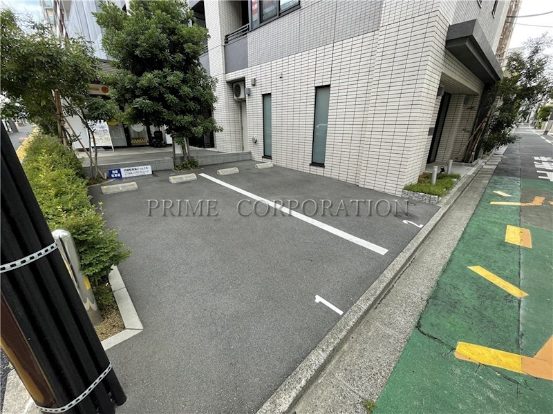 グランカーサ文京千石 駐車場
