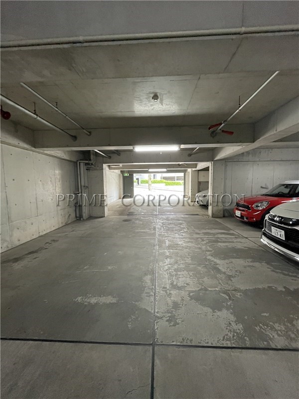 テラスワン 駐車場