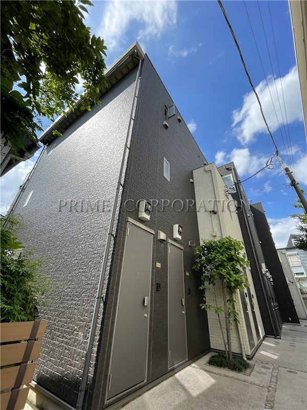 ウェルスクエア三軒茶屋 外観