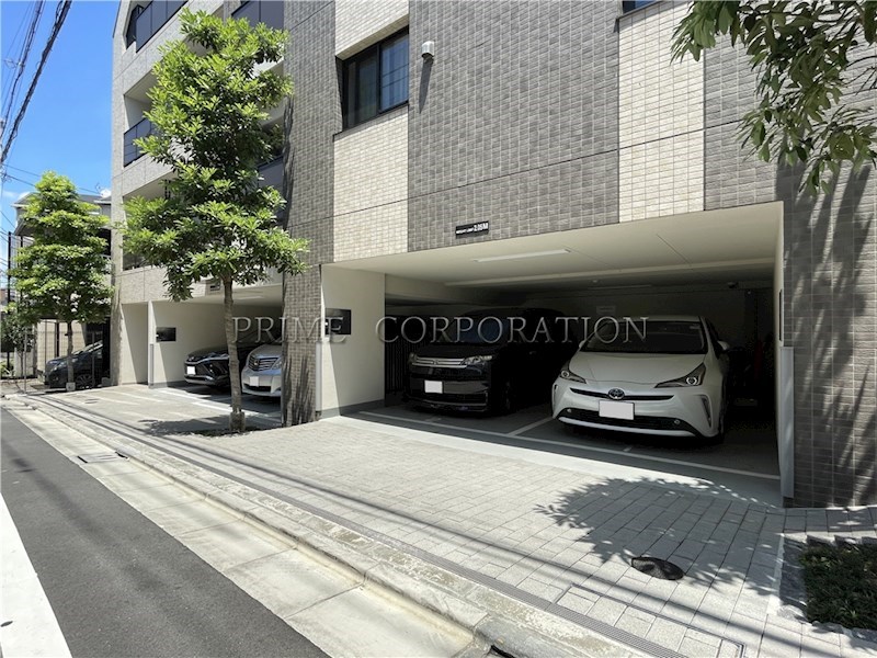 レジデンシャル池袋本町 駐車場