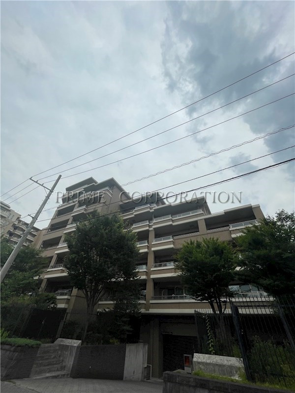 桜上水ガーデンズ I棟 外観