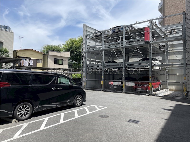 ダイレクトタワー池袋要町 駐車場