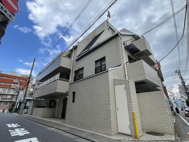 ルミネ明大前 外観