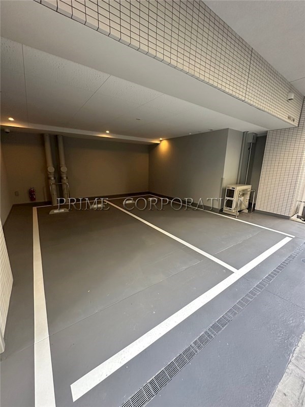 ベルファース八丁堀West 駐車場