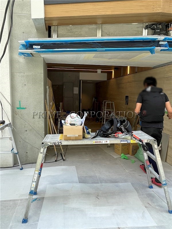 イプセ三軒茶屋  エントランス