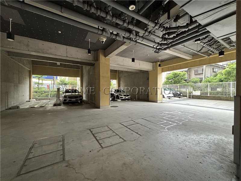 HF駒沢公園レジデンスTOWER 駐車場