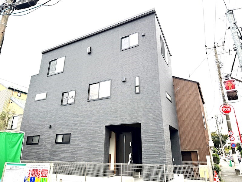 宮坂一丁目防音戸建 外観