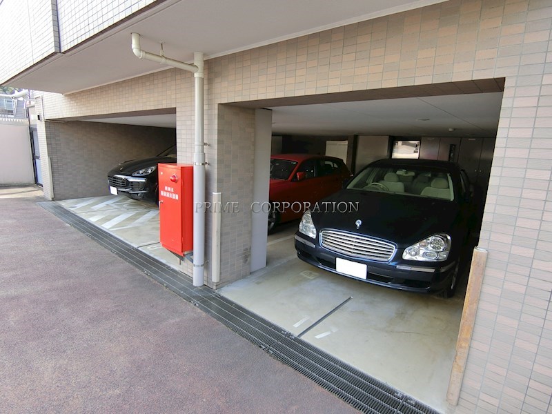 クレアホームズ高輪台  駐車場