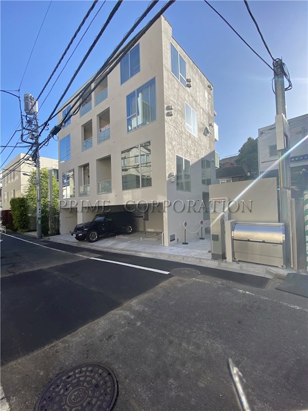 Nanpeidai HillTop House 外観