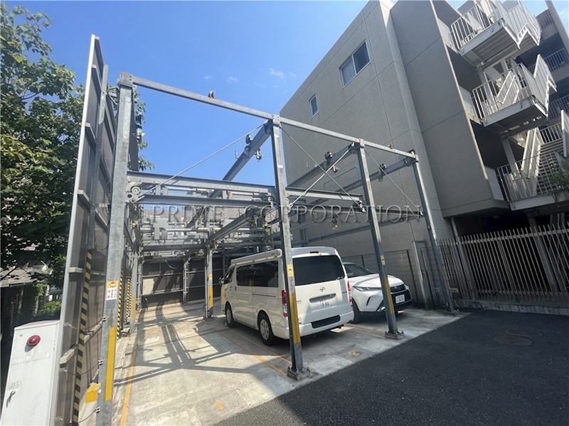 ヴォアラクテ西早稲田 駐車場