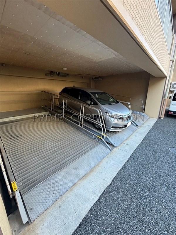 ニューシティアパートメンツ西大島 駐車場