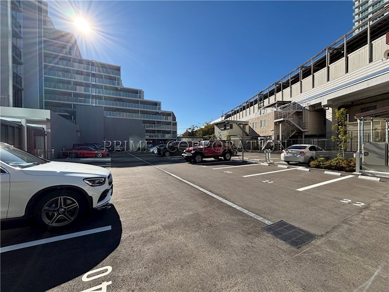 プラウド二子玉川 駐車場