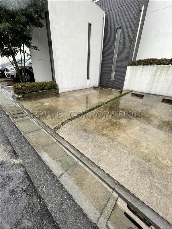 WISTERIA奥沢 駐車場
