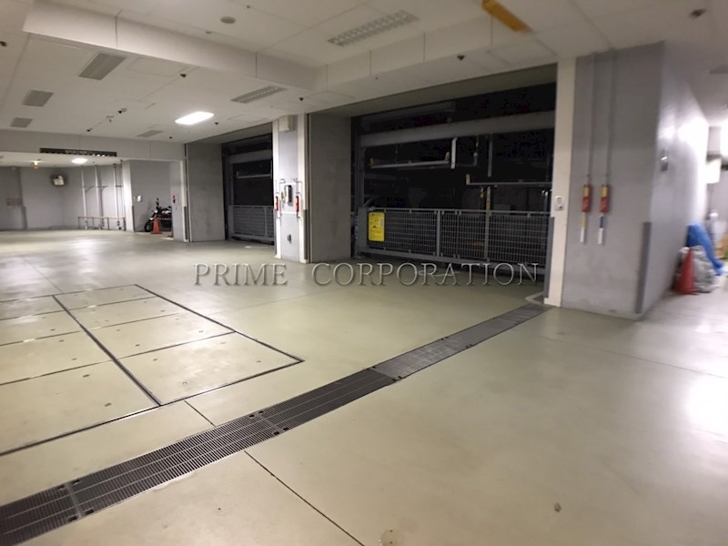 パークタワー目黒  駐車場