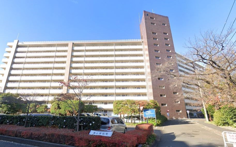 烏山南住宅１号棟 外観