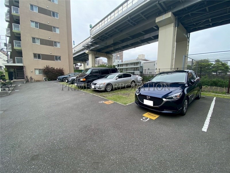 カーサ ハル 駐車場