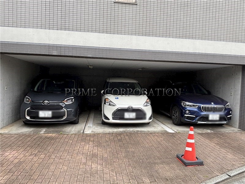 リシェ上野毛 駐車場