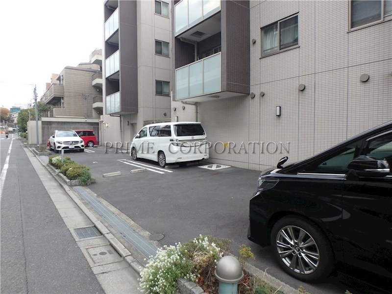 西馬込レジデンス 駐車場