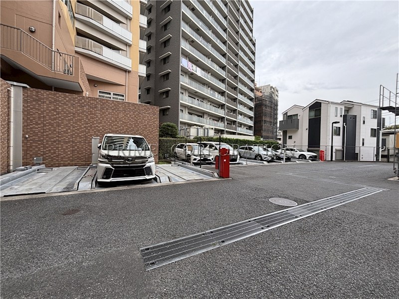 TOKYOシティトリエ 駐車場