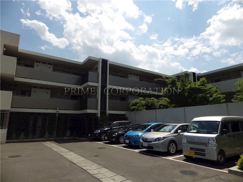 グランフェリシア経堂赤堤  駐車場