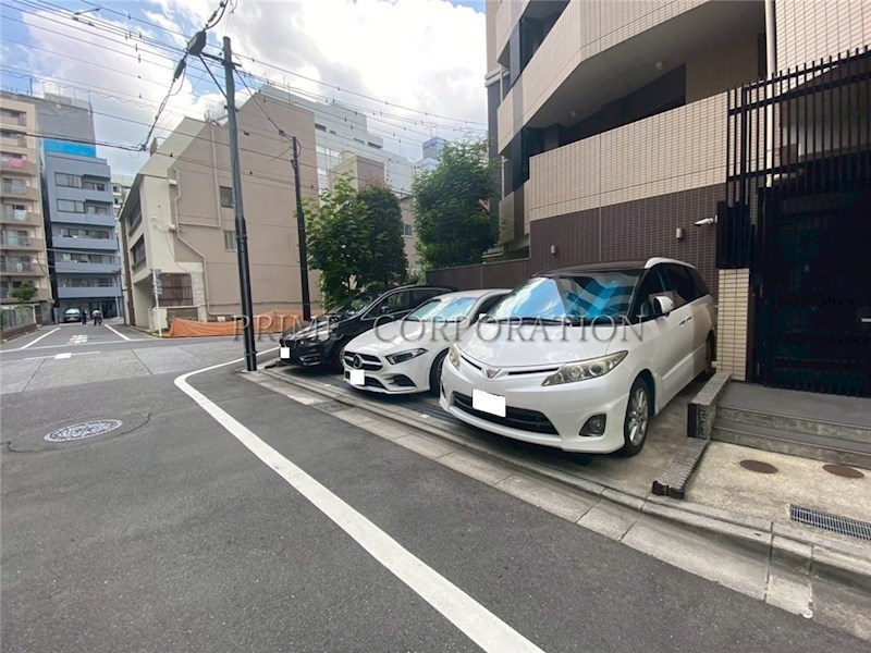 オープンレジデンシア亀戸 駐車場