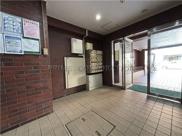 アンバサダー三軒茶屋 ロビー