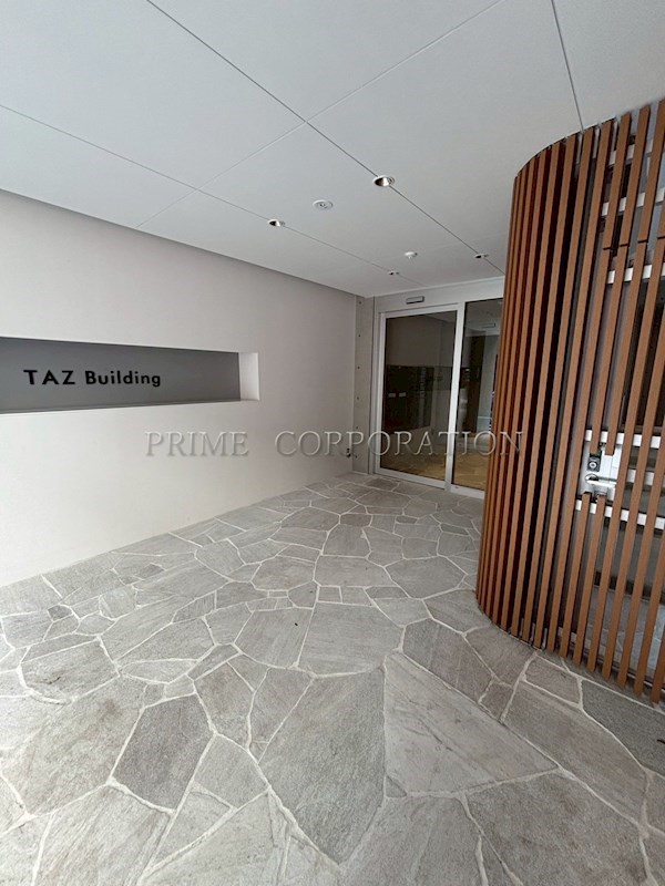 TAZ Building エントランス