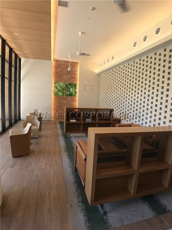 ドレッセ二子新地 ロビー