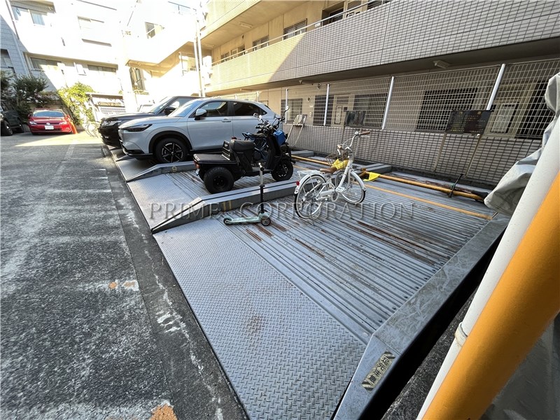 東京都目黒区碑文谷６丁目 駐車場