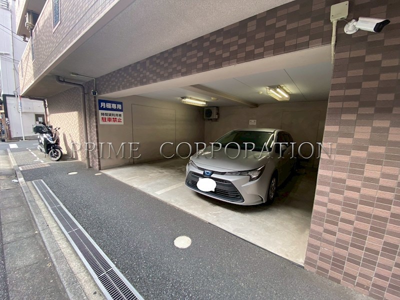 BluRock秋葉原 駐車場