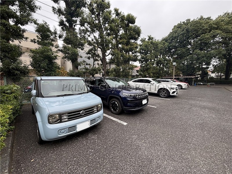 井の頭パーク・プラザ 駐車場