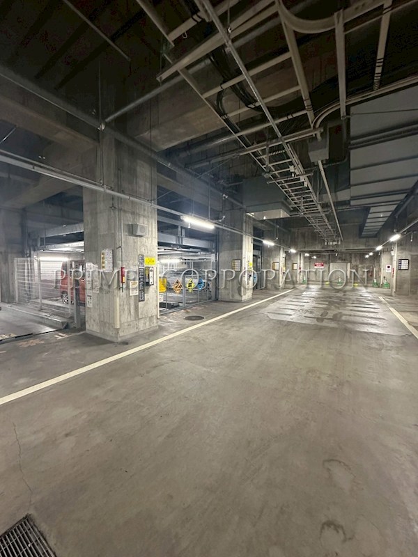 晴海アーバンプラザ 駐車場