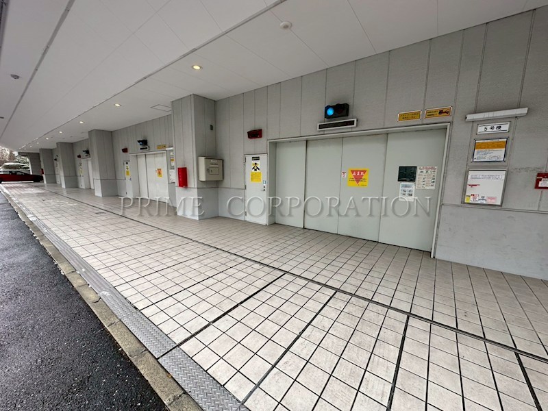 キャピタルマークタワー 駐車場